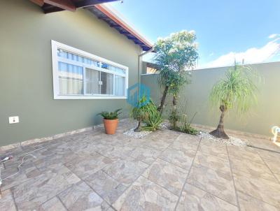 Casa para Venda, em Jaguarina, bairro Nova Jaguarina, 3 dormitrios, 2 banheiros, 1 sute, 2 vagas
